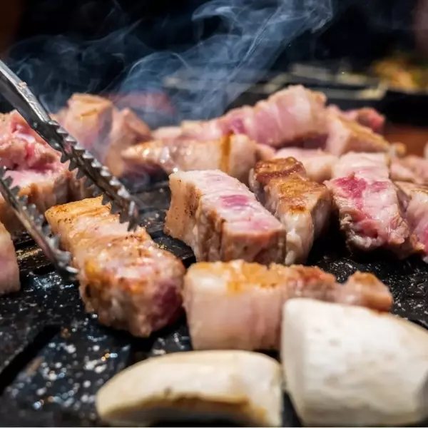 짚불삼겹살 볏짚 초벌 통삼겹살 2kg
